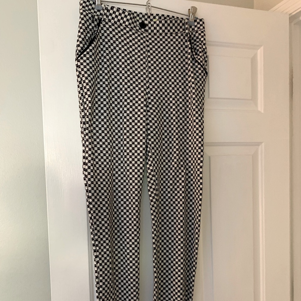 Business casual catstooth pants